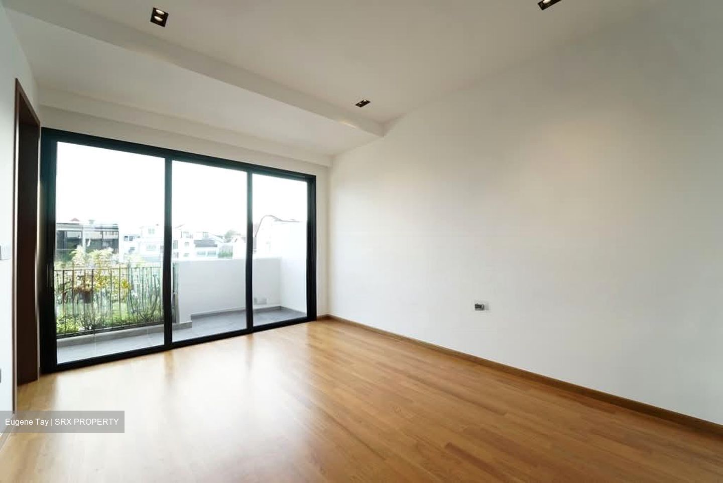 Sembawang Straits Estate (D27), Terrace #585699941